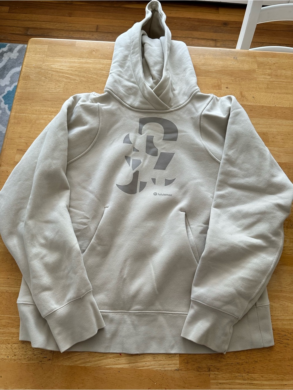 Lululemon hoodie sweatshirt size 6